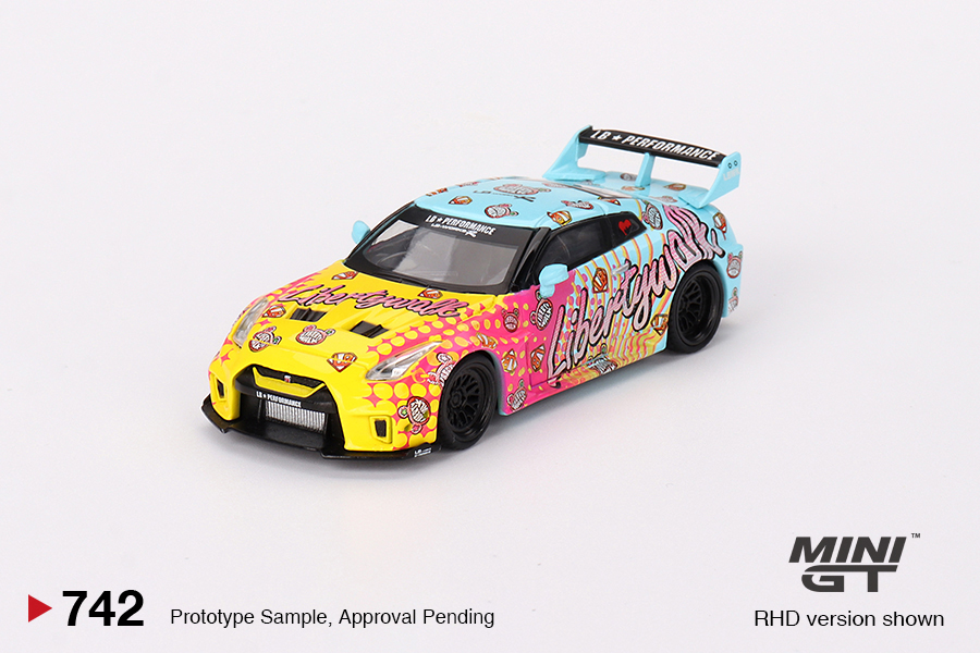 Mini GT LB-Silhouette WORKS GT NISSAN 35GT-RR Ver.1 LBKW KUMA