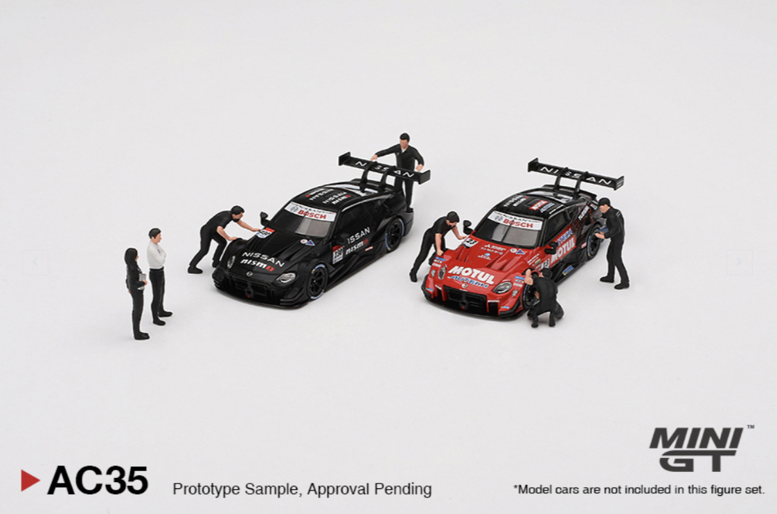 Mini GT Figurine: NISMO Technician Team